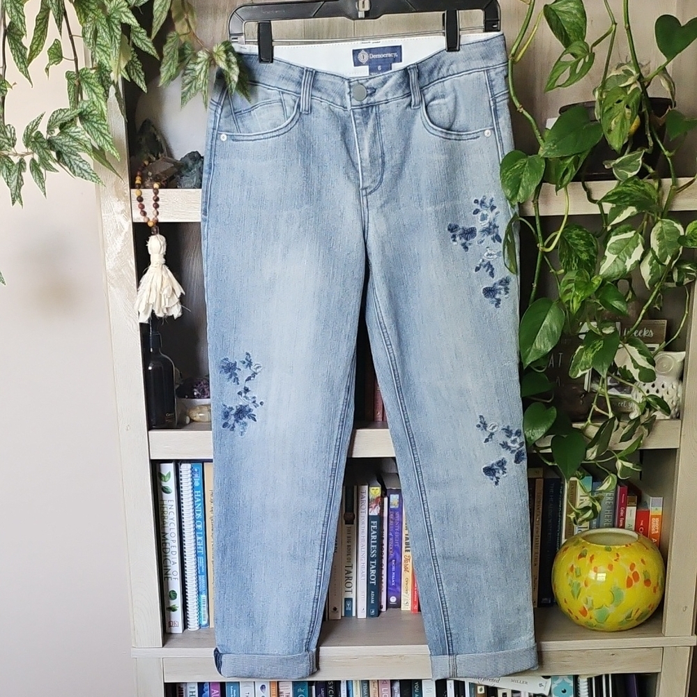 Democracy "Ab" Solution Floral Embroidery Jeans